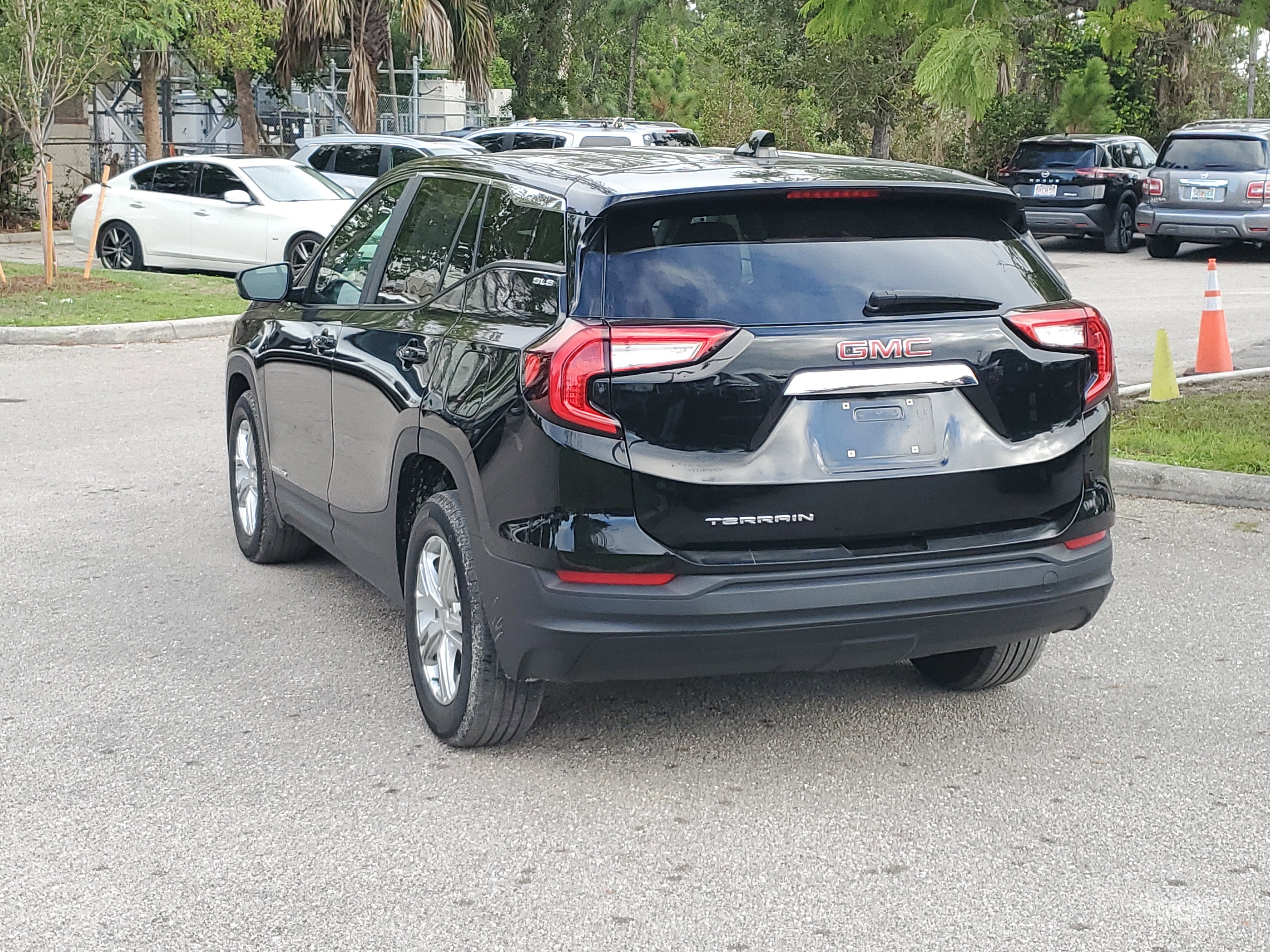 2024 GMC Terrain SLE