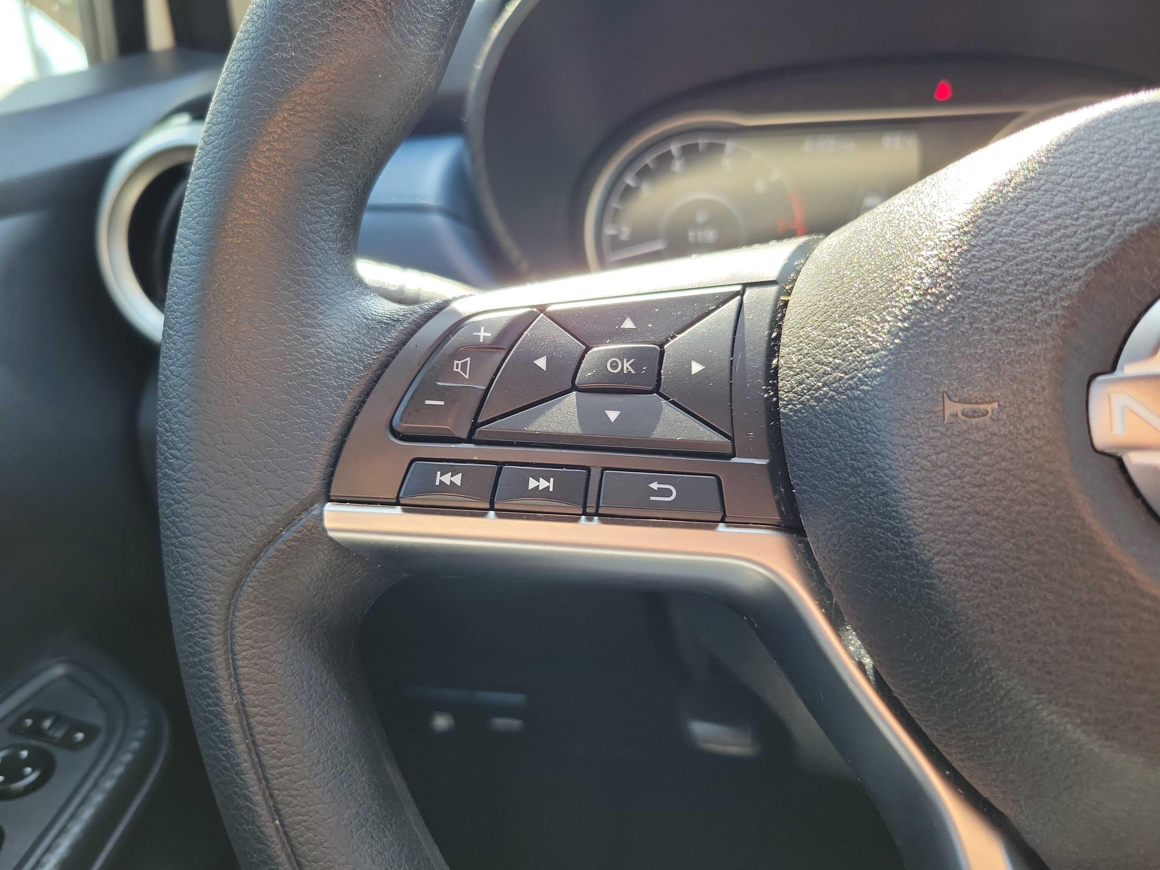 2024 Nissan Versa SV