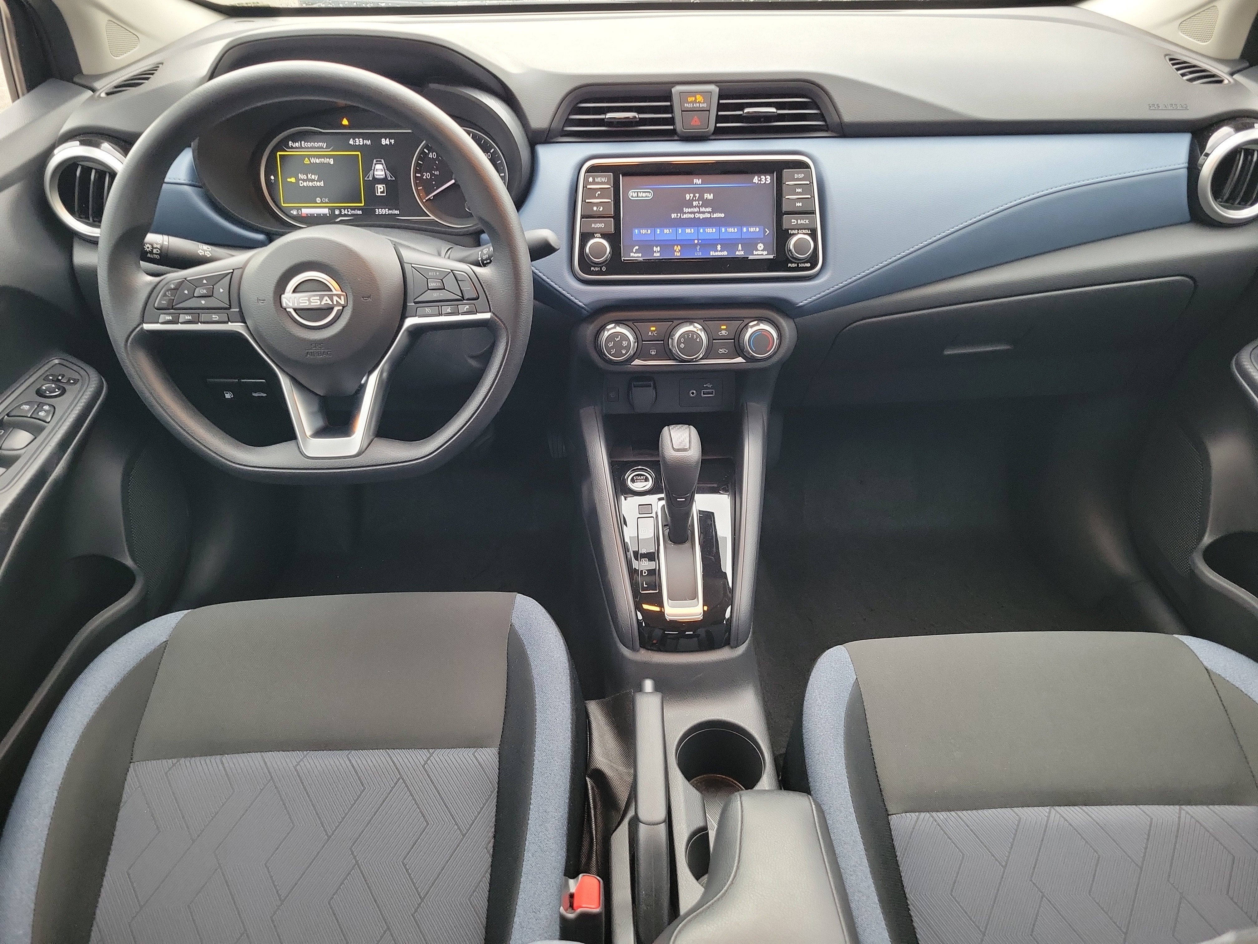 2025 Nissan Versa SV