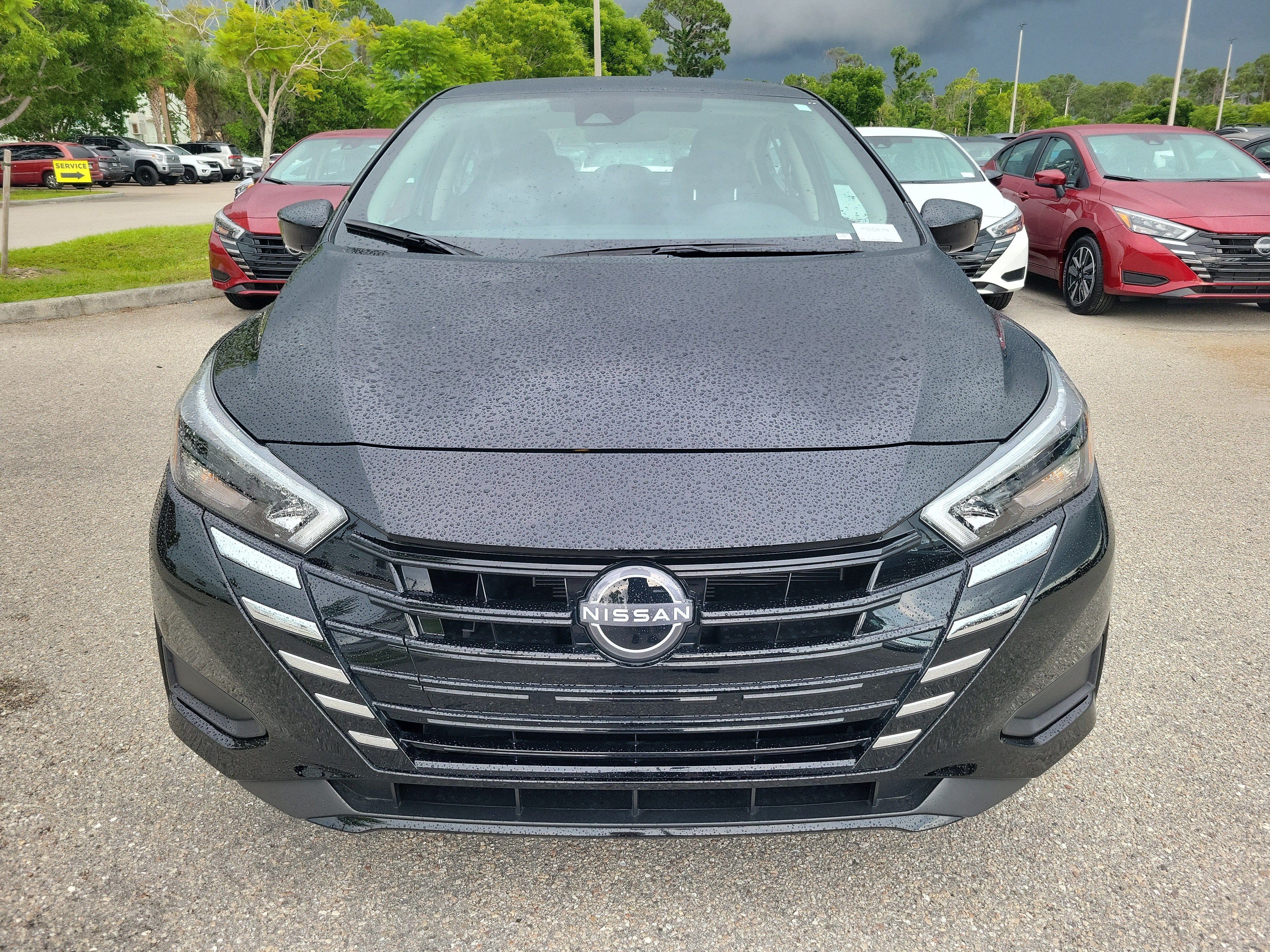2025 Nissan Versa SV