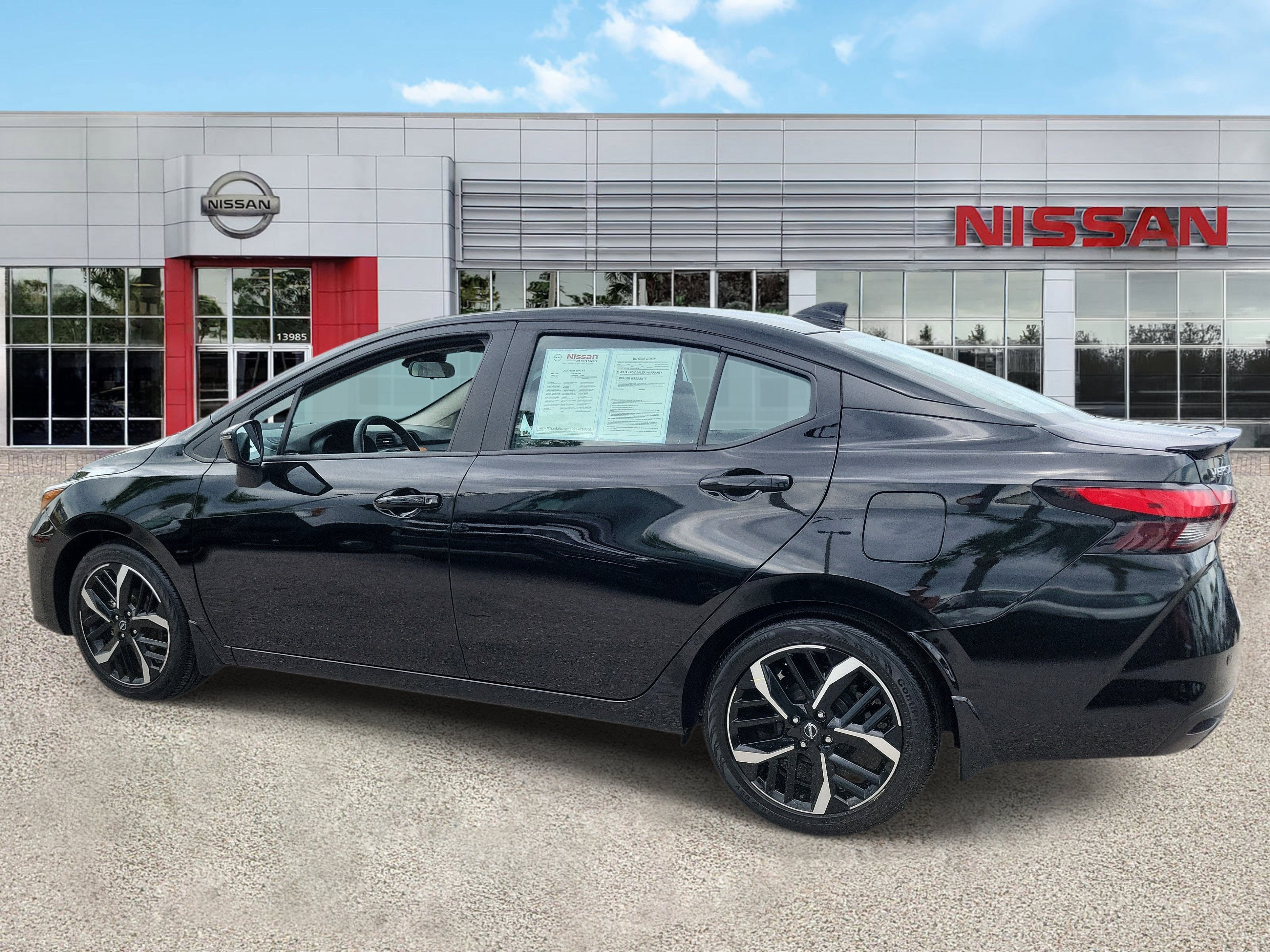 2025 Nissan Versa SR