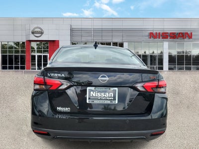 2025 Nissan Versa SR