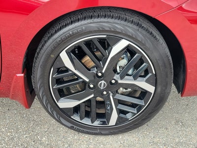2025 Nissan Versa SR