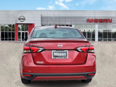 2025 Nissan Versa SR
