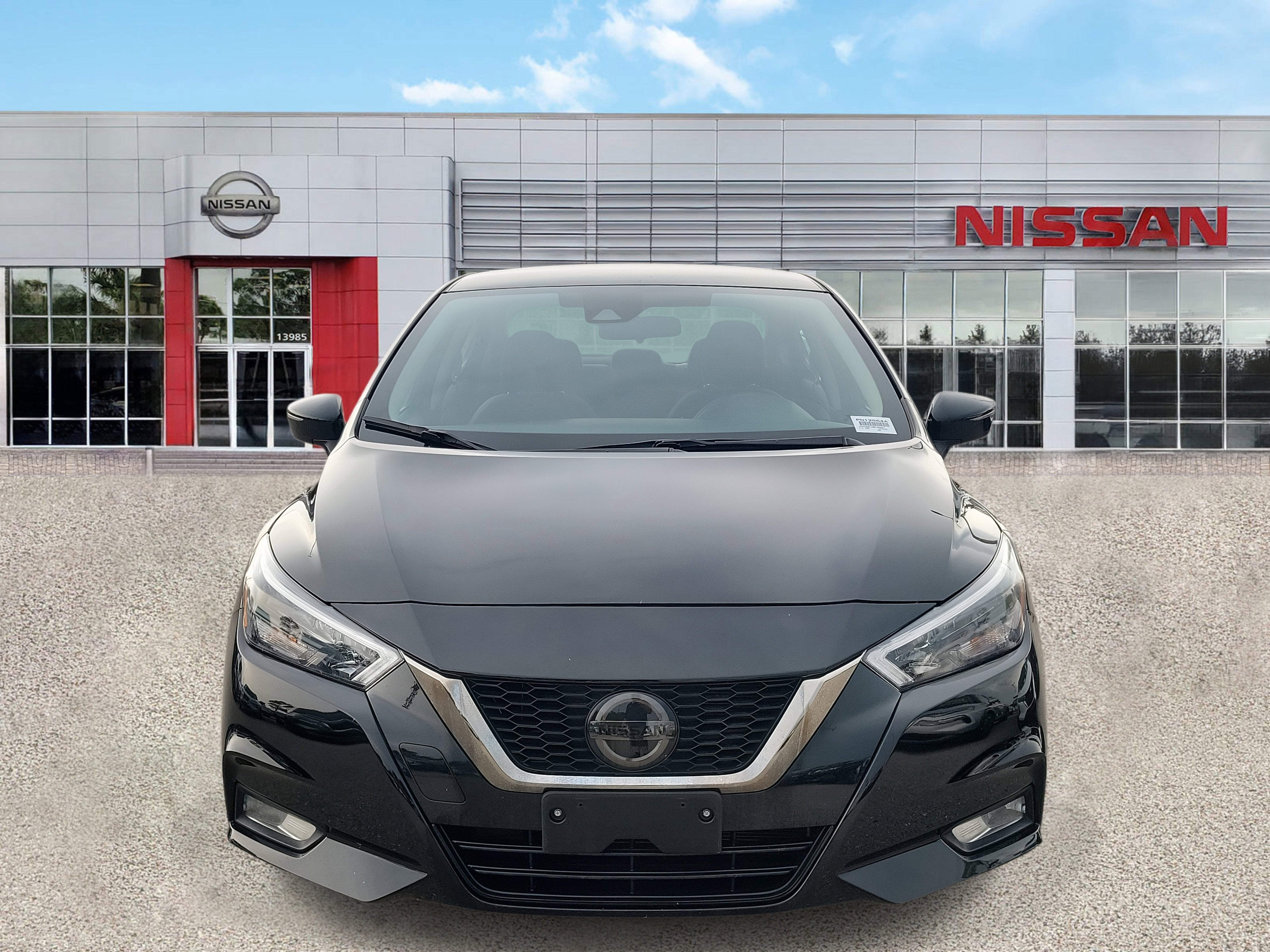 2021 Nissan Versa SR