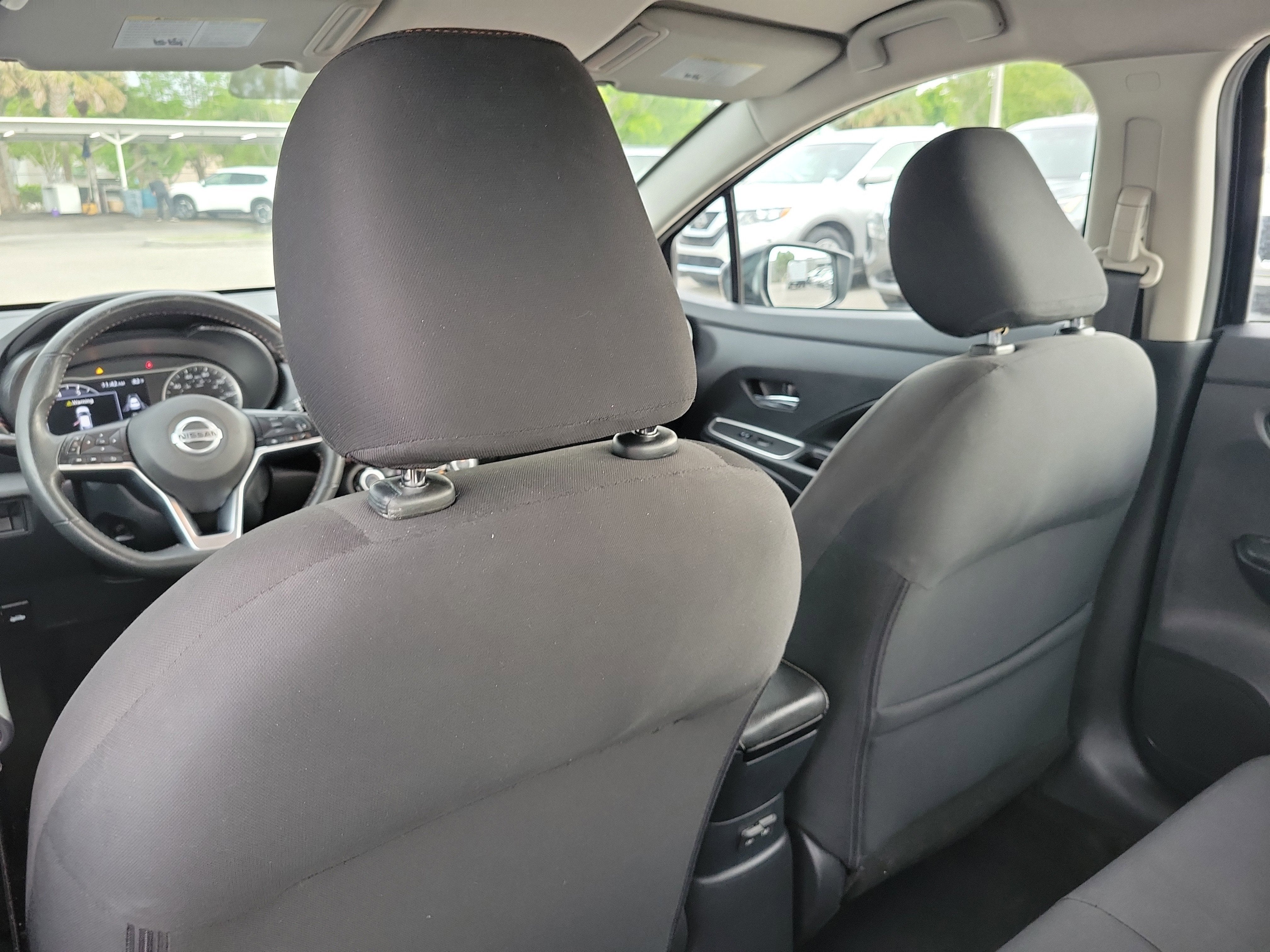 2021 Nissan Versa SR