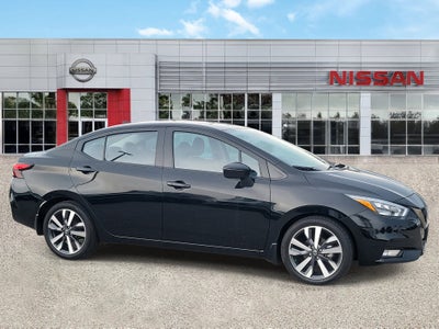 2021 Nissan Versa SR