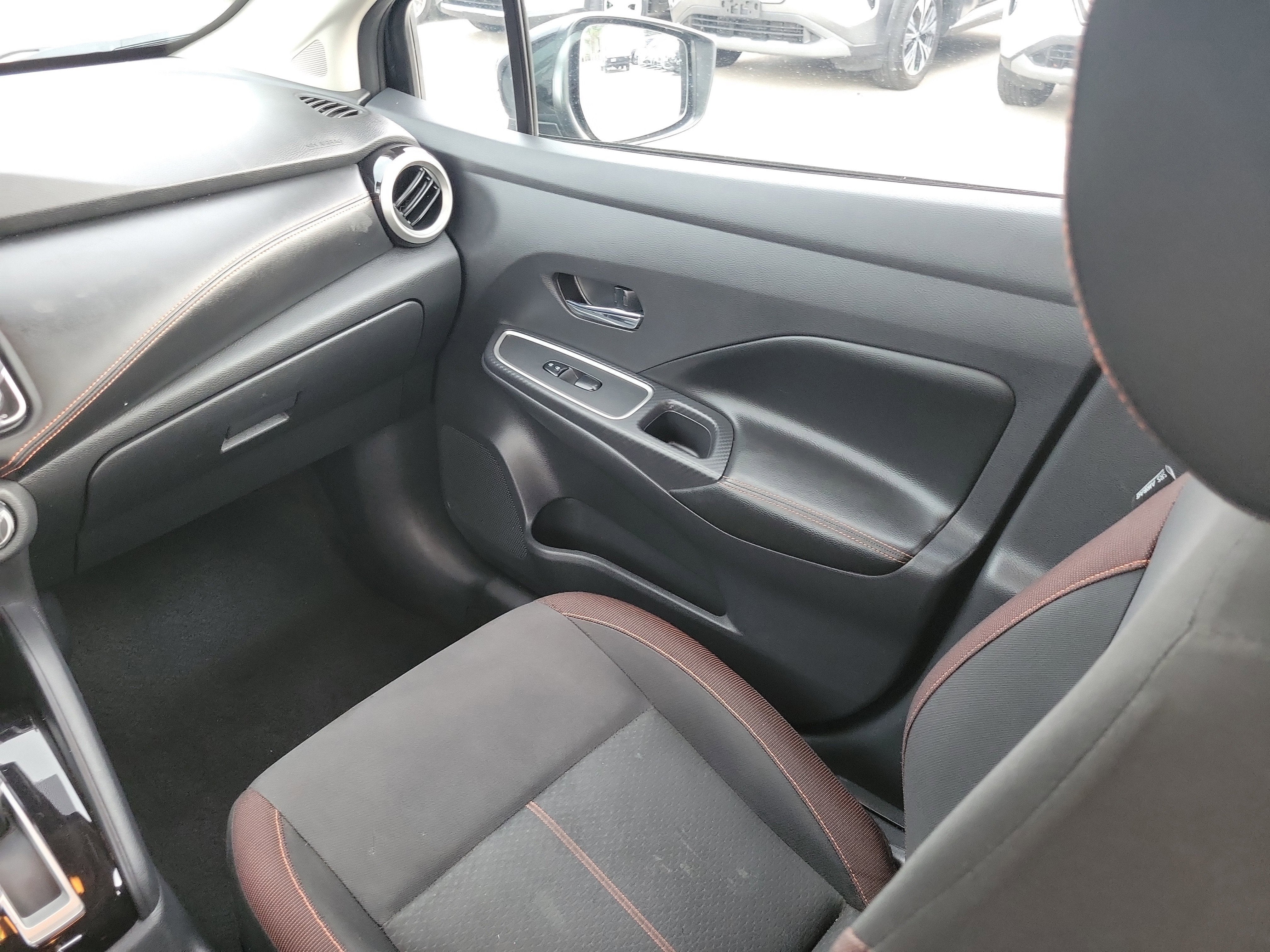 2021 Nissan Versa SR