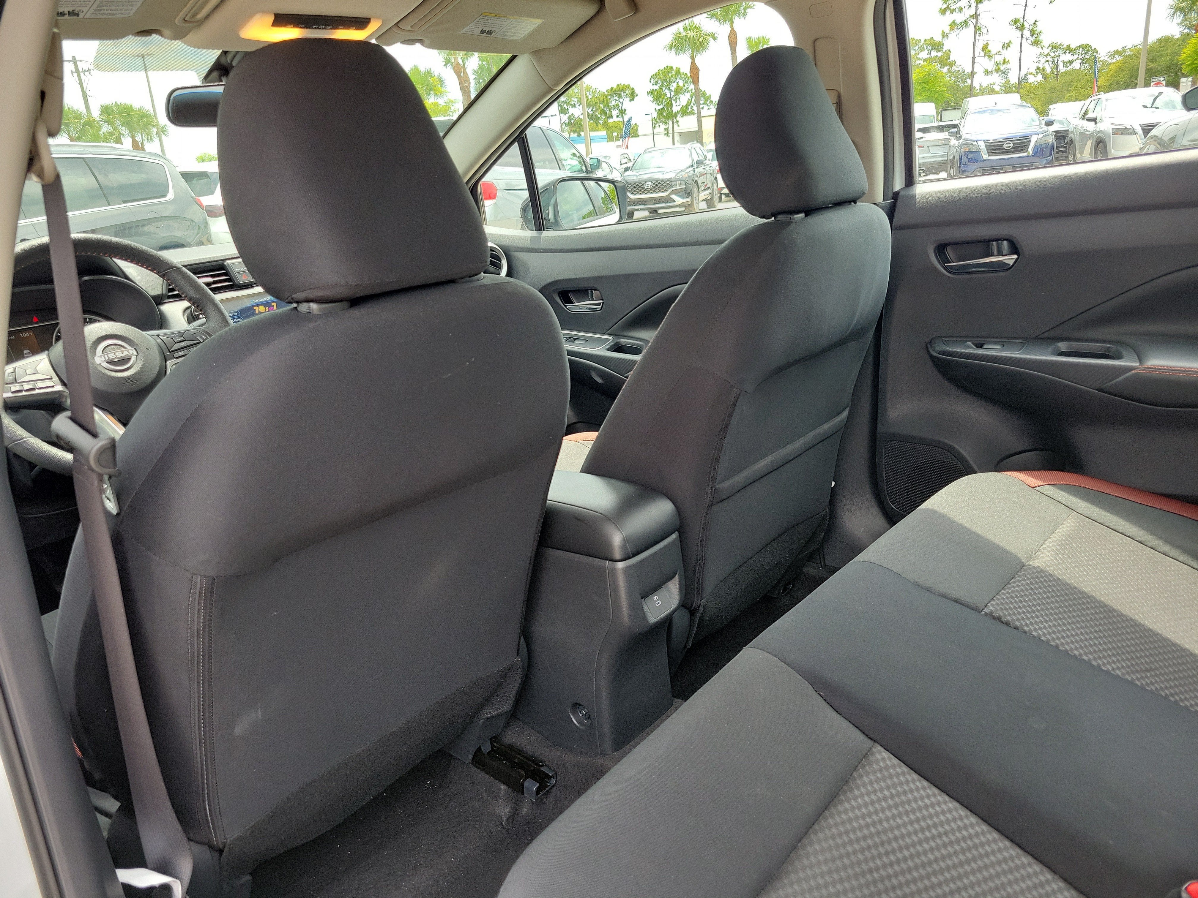 2025 Nissan Versa SR