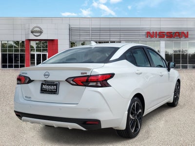 2025 Nissan Versa SR