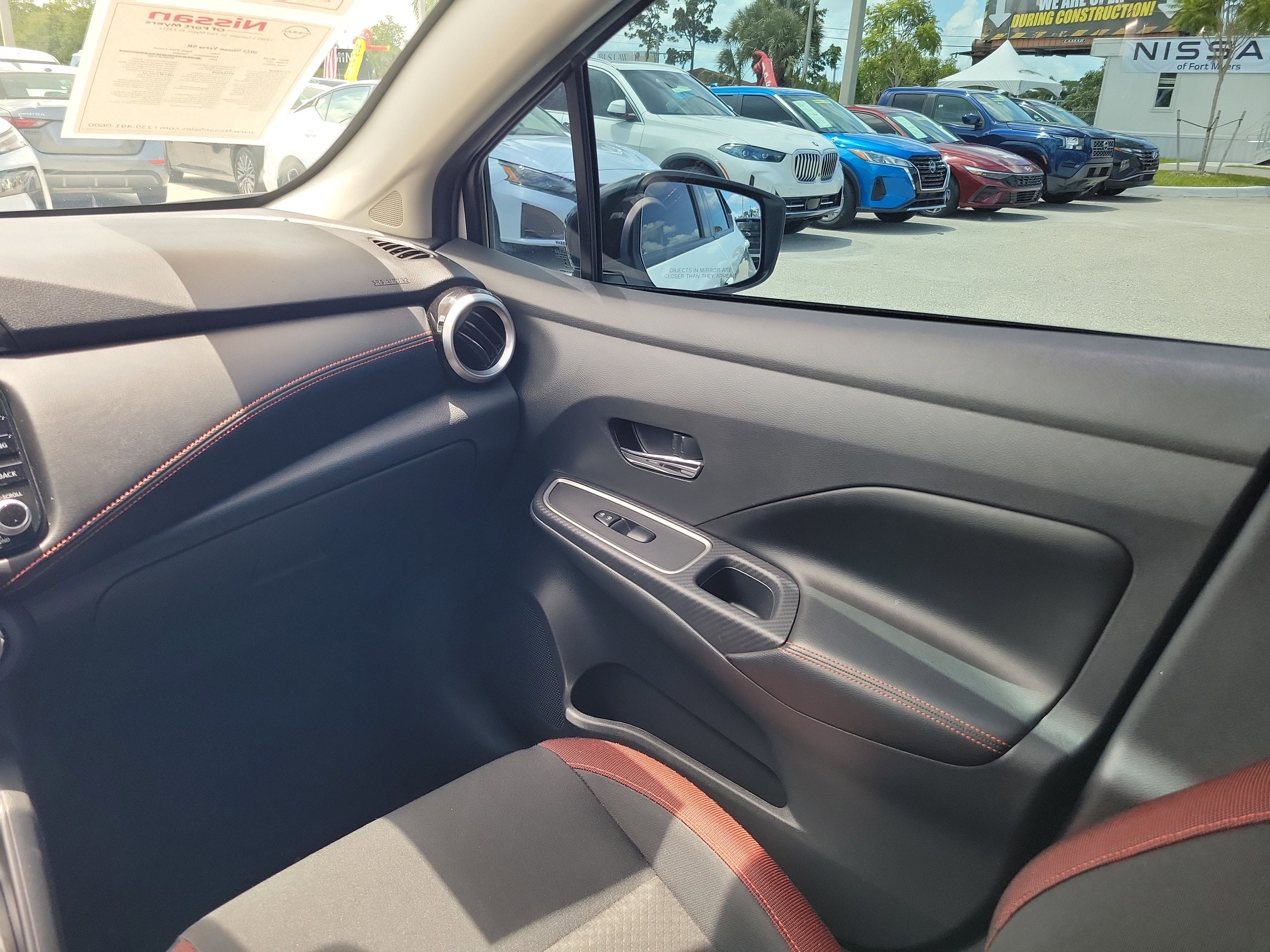 2023 Nissan Versa SR