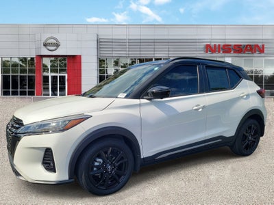 2023 Nissan Kicks SR