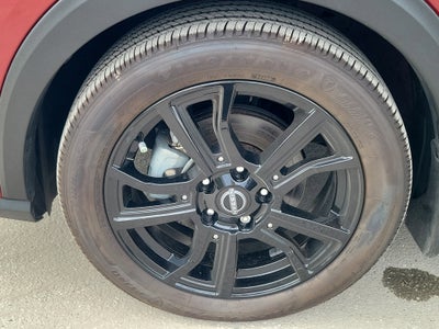 2022 Nissan Kicks SR