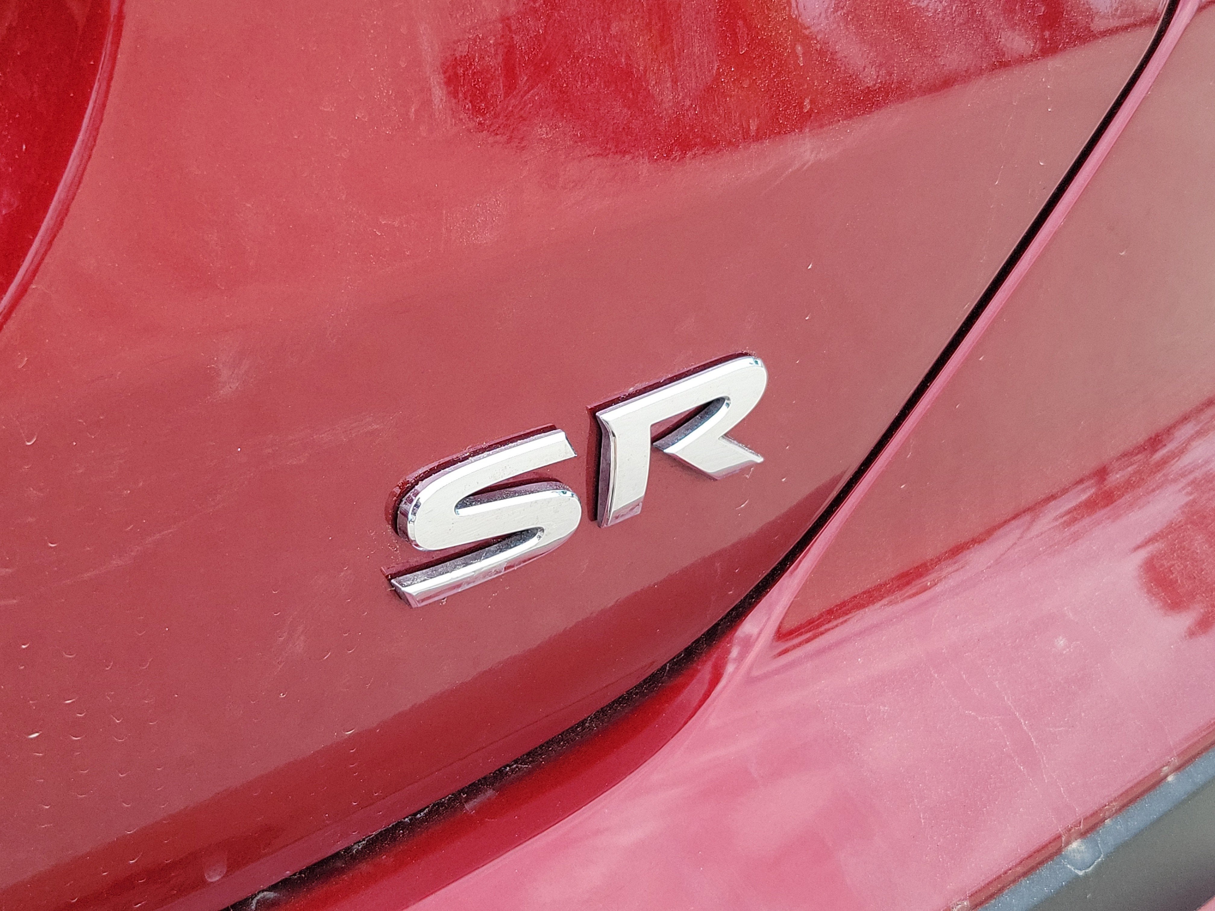 2022 Nissan Kicks SR