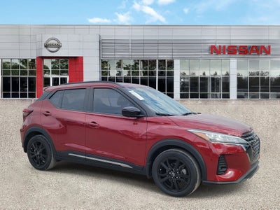 2022 Nissan Kicks SR