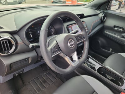 2022 Nissan Kicks SR