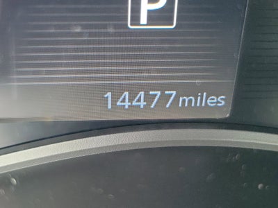 2022 Nissan Kicks SR