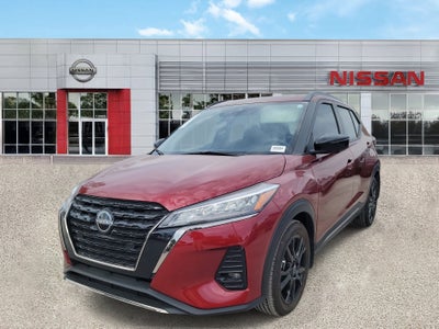 2022 Nissan Kicks SR