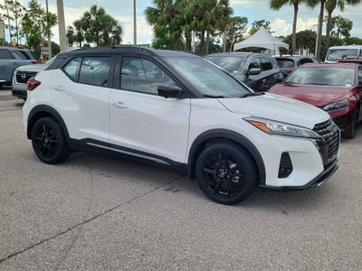 2023 Nissan Kicks SR