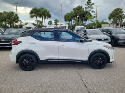 2023 Nissan Kicks SR