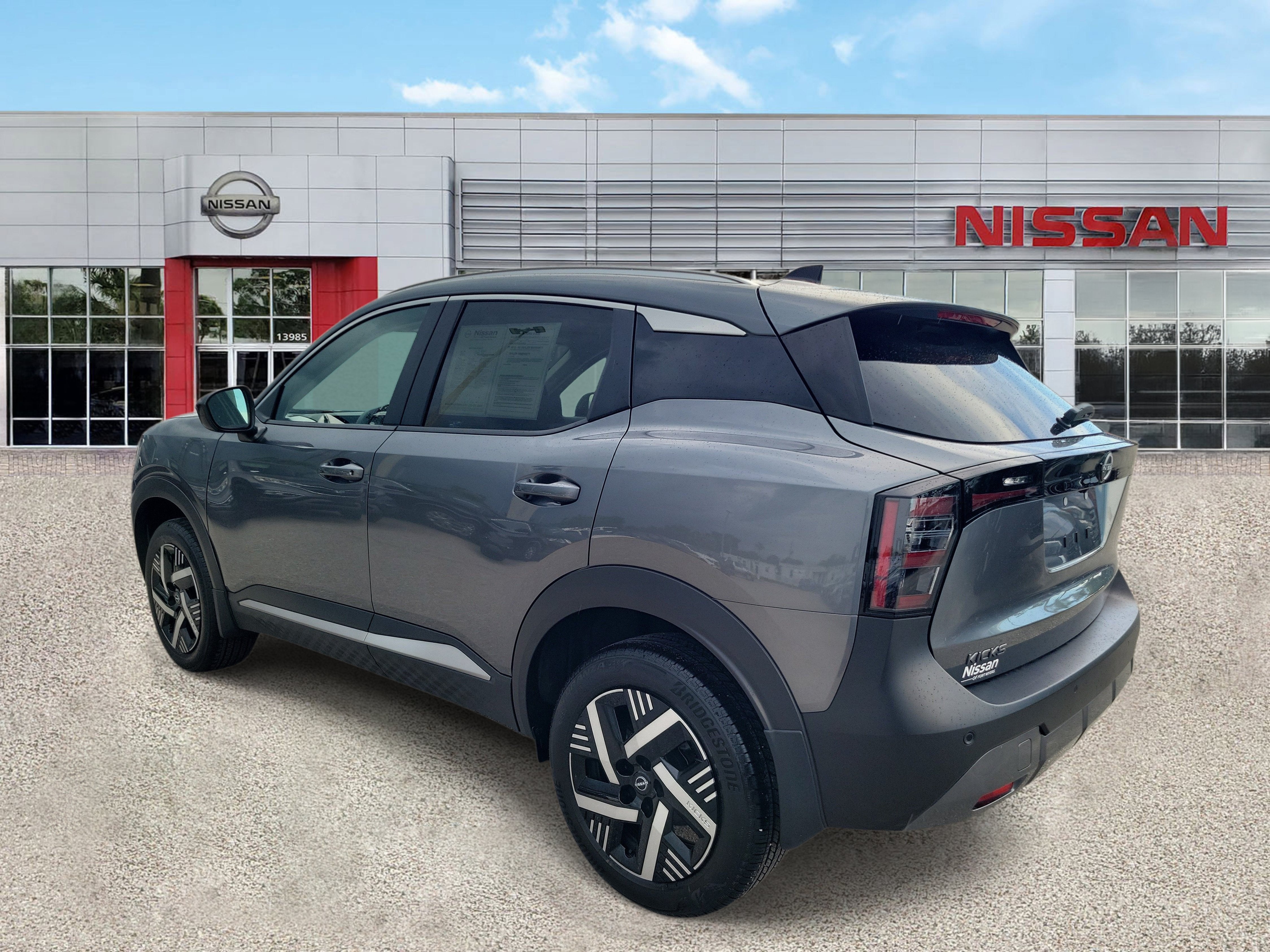 2026 Nissan Kicks SV