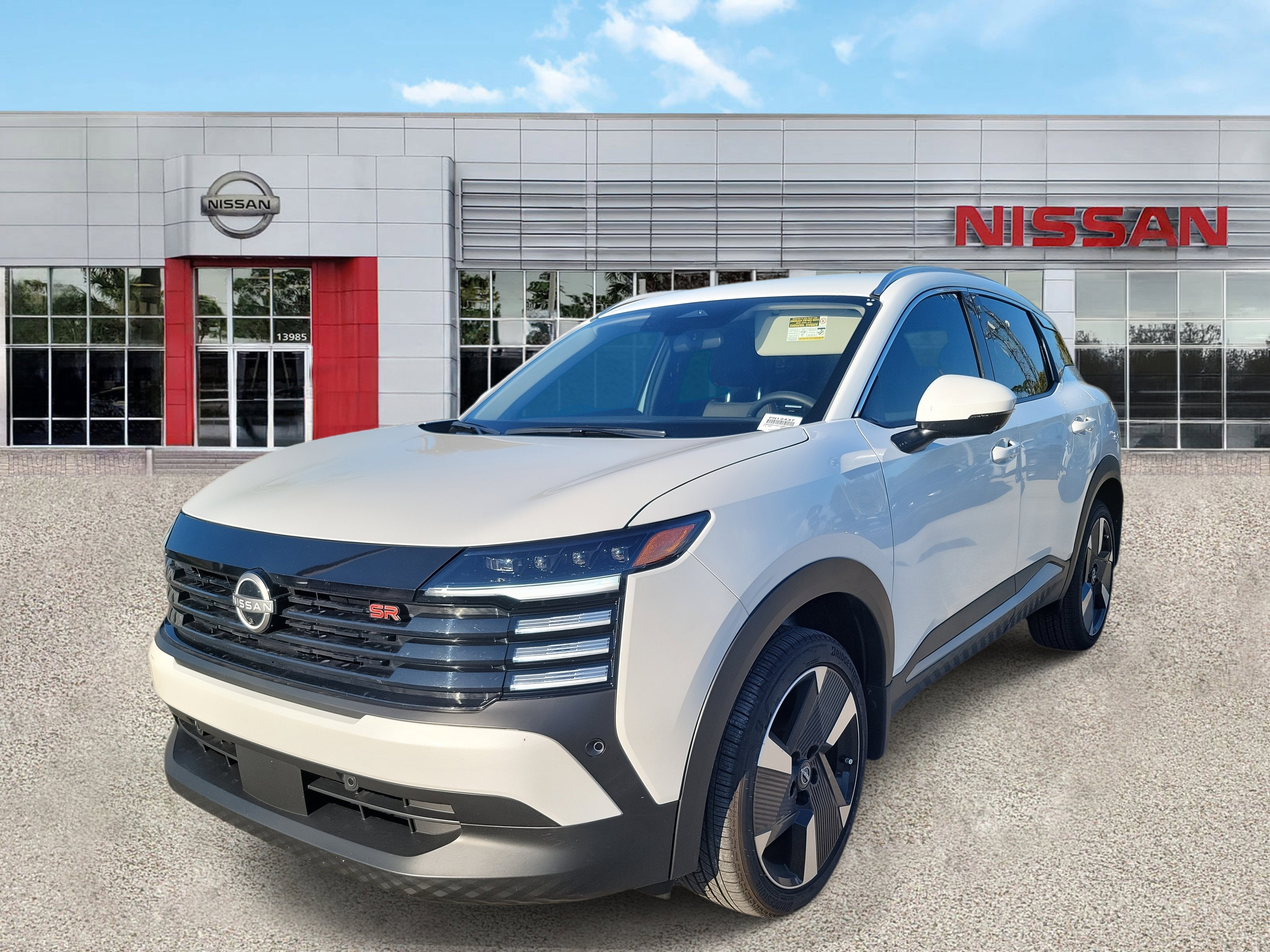 2025 Nissan Kicks SR