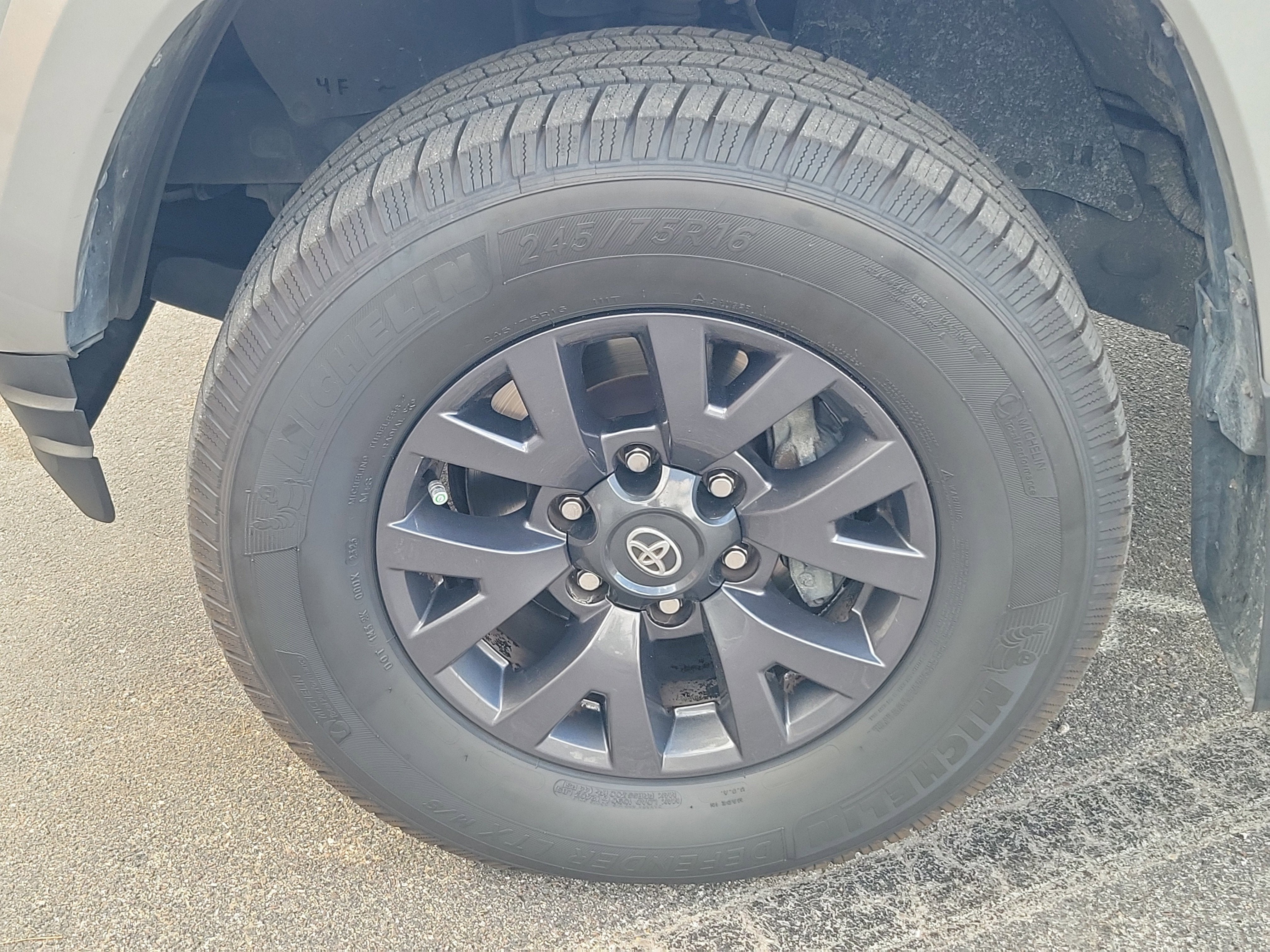 2023 Toyota Tacoma 4WD SR5