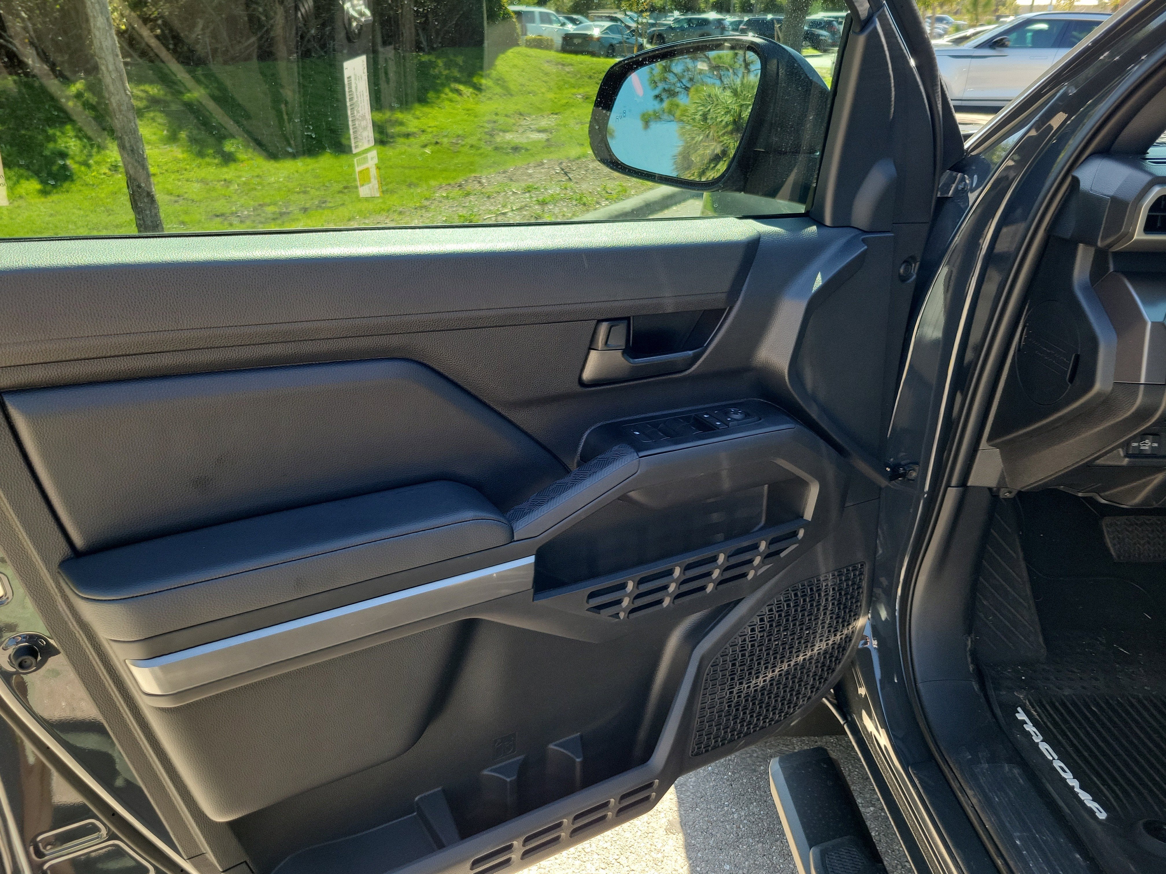 2026 Toyota Tacoma 2WD SR5