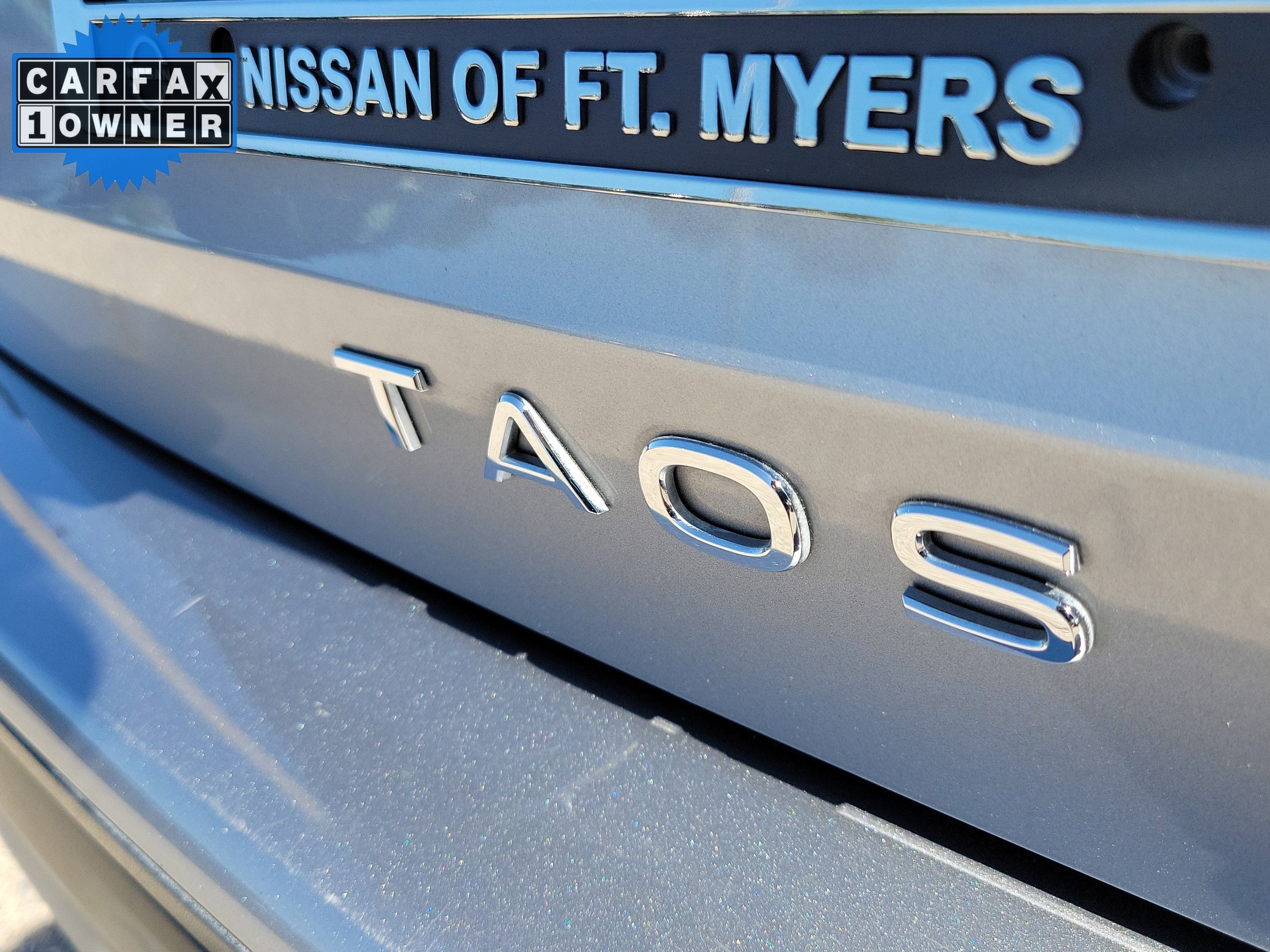2025 Volkswagen Taos SE