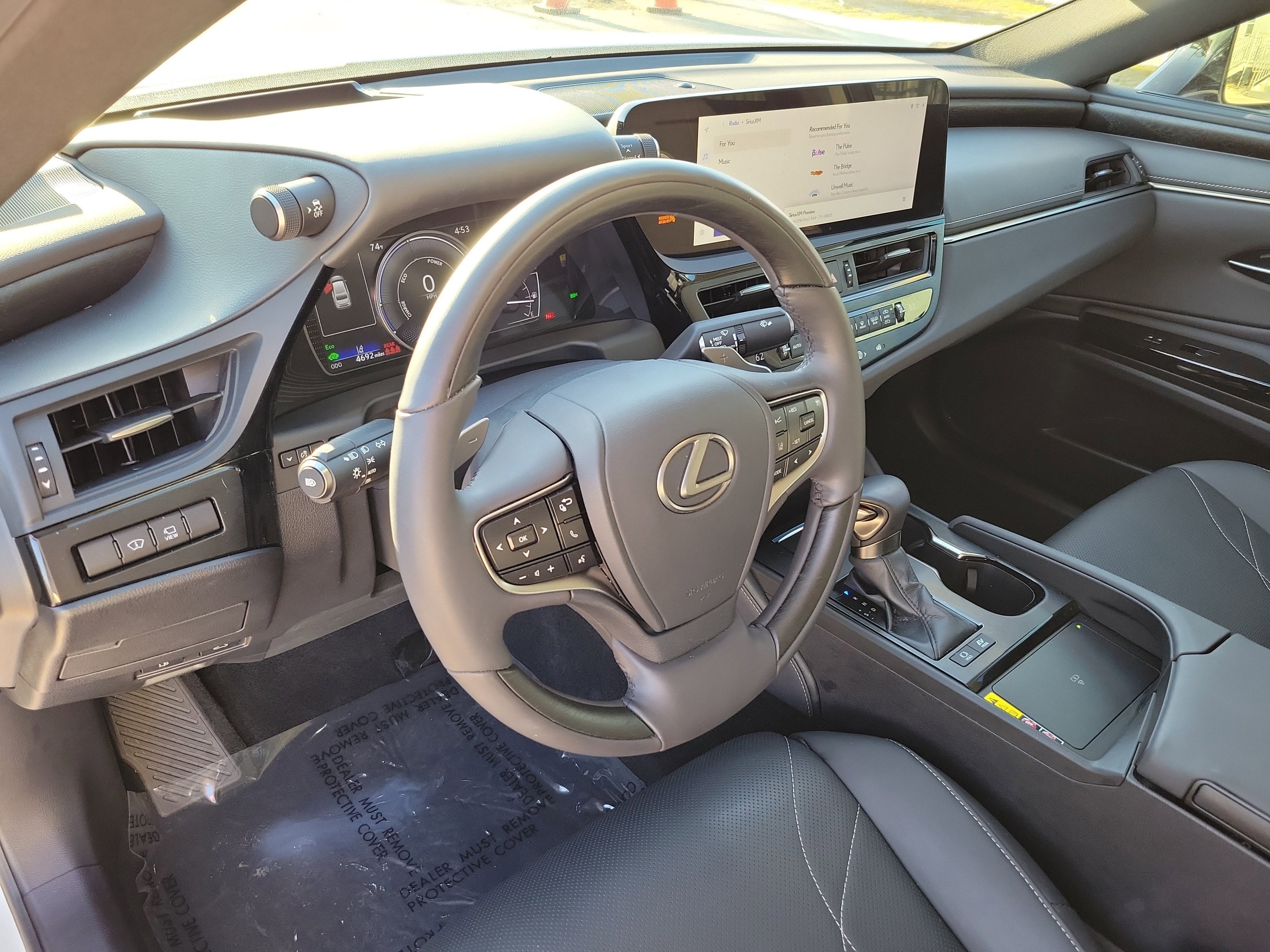 2023 Lexus ES ES 300h Luxury