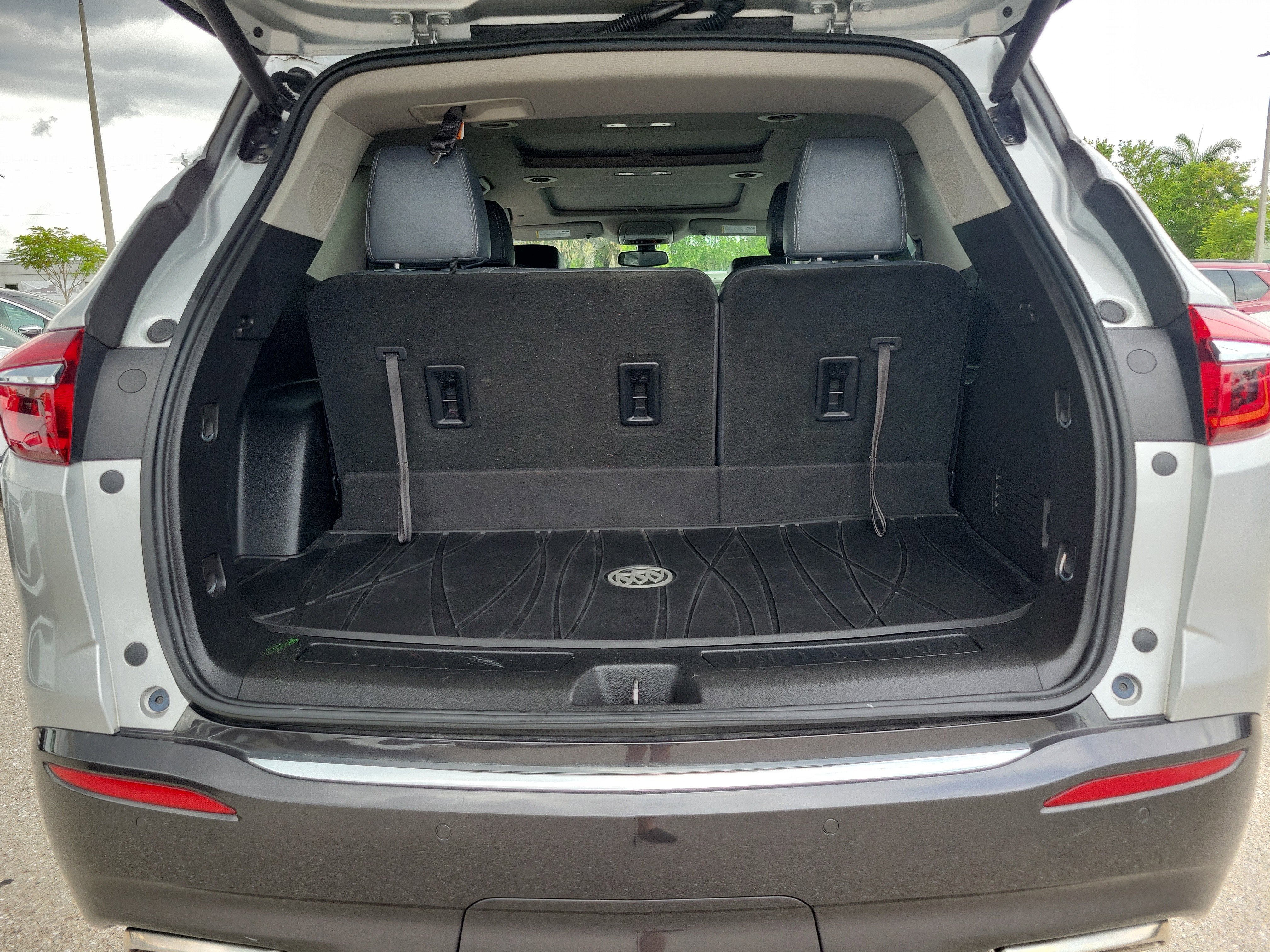 2020 Buick Enclave Essence