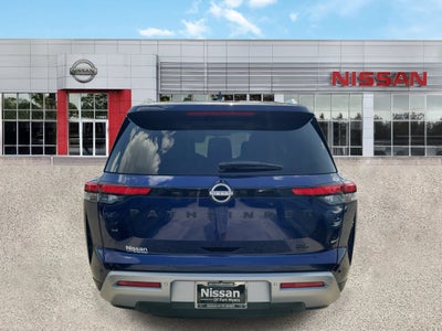 2024 Nissan Pathfinder SL