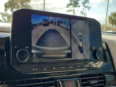 2024 Nissan Pathfinder SL