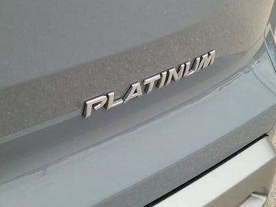 2025 Nissan Pathfinder Platinum