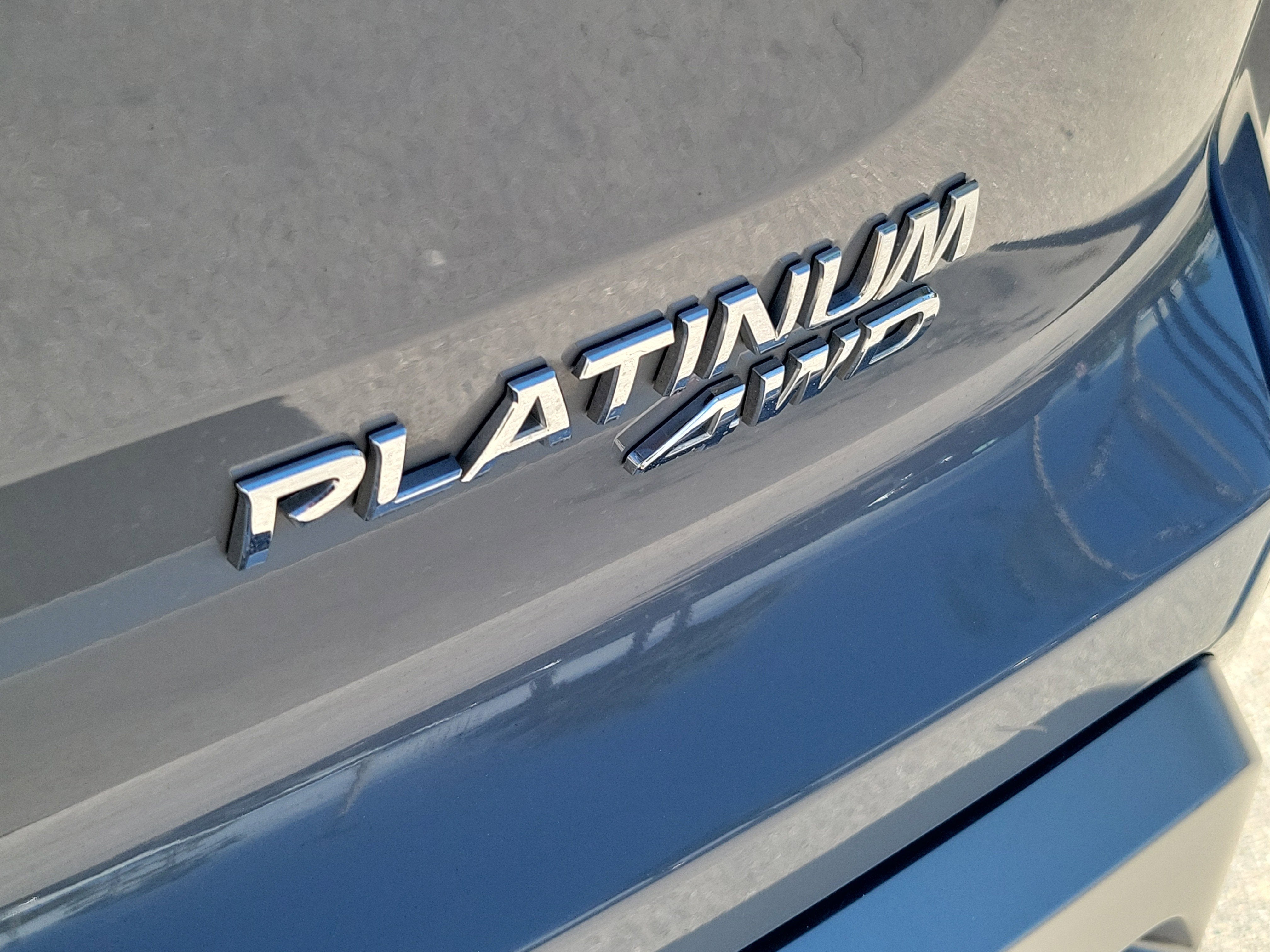 2024 Nissan Pathfinder Platinum