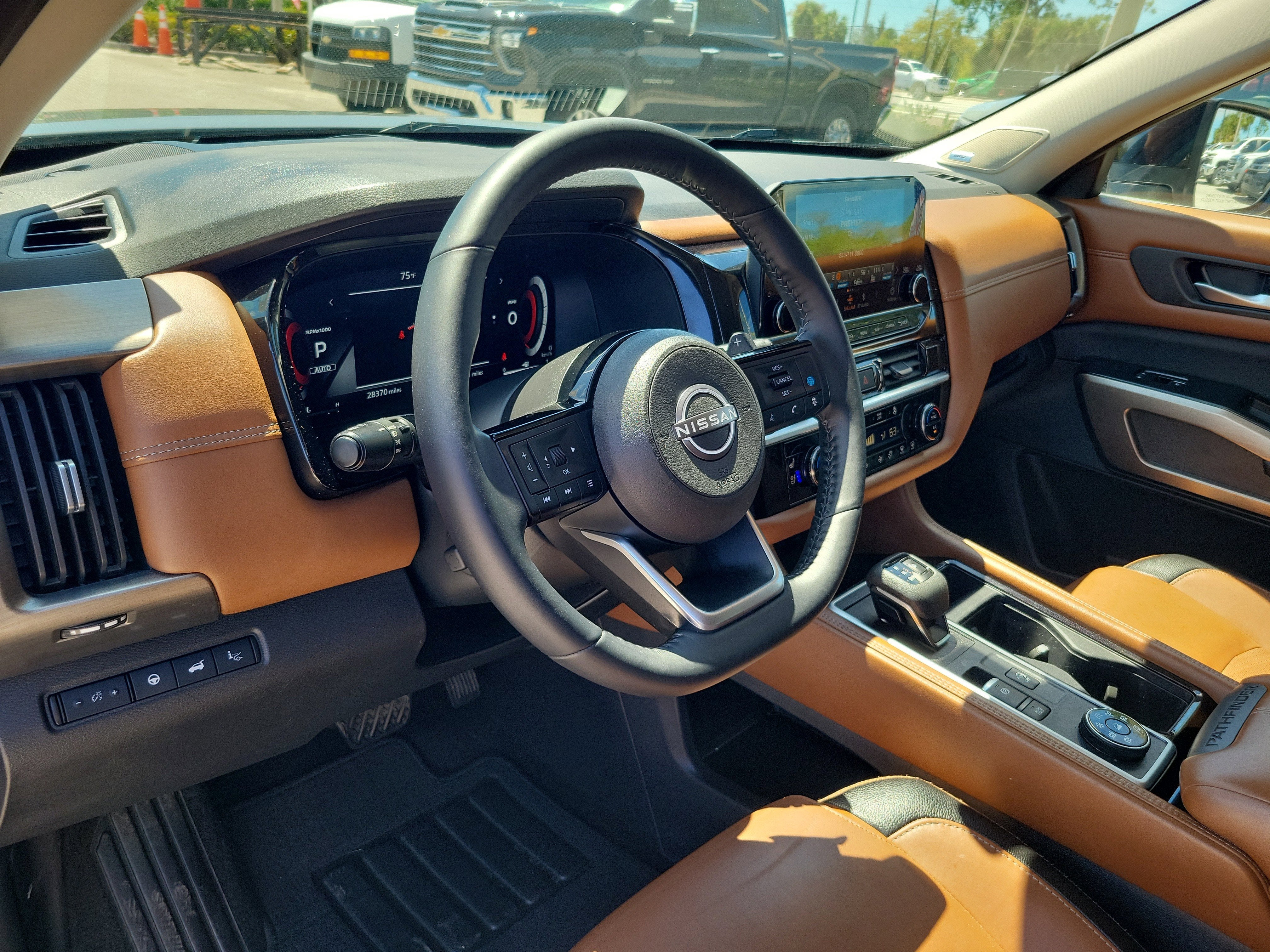 2024 Nissan Pathfinder Platinum