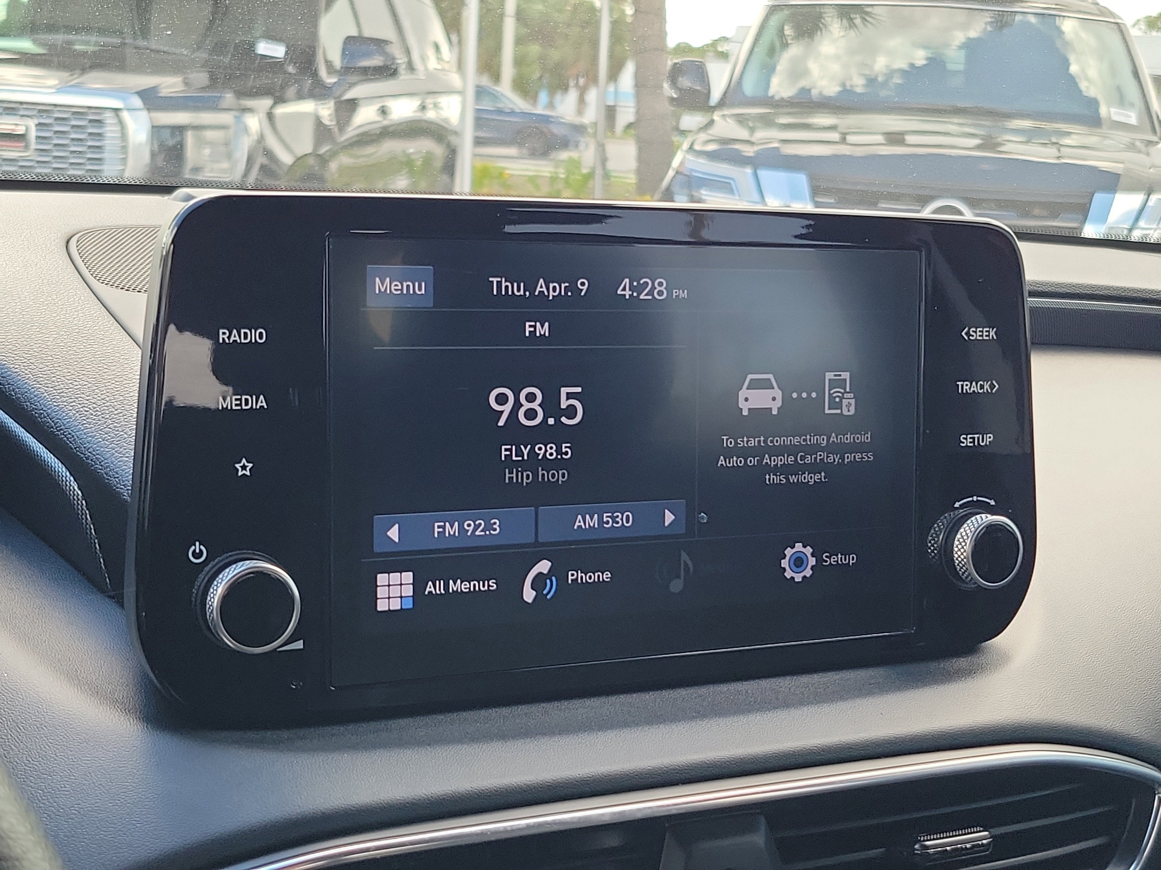 2021 Hyundai Santa Fe SE