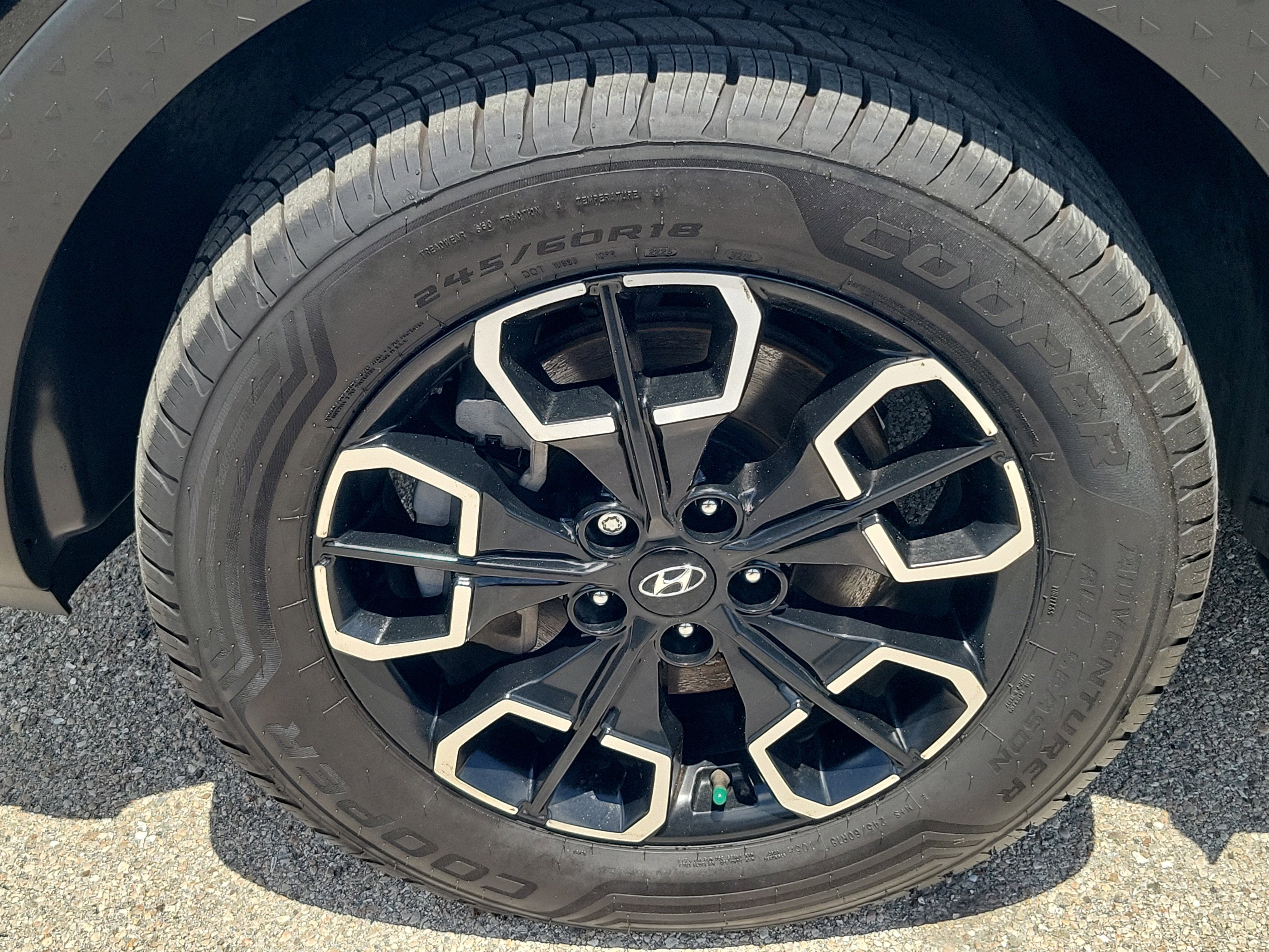 2023 Hyundai Santa Cruz SEL Premium