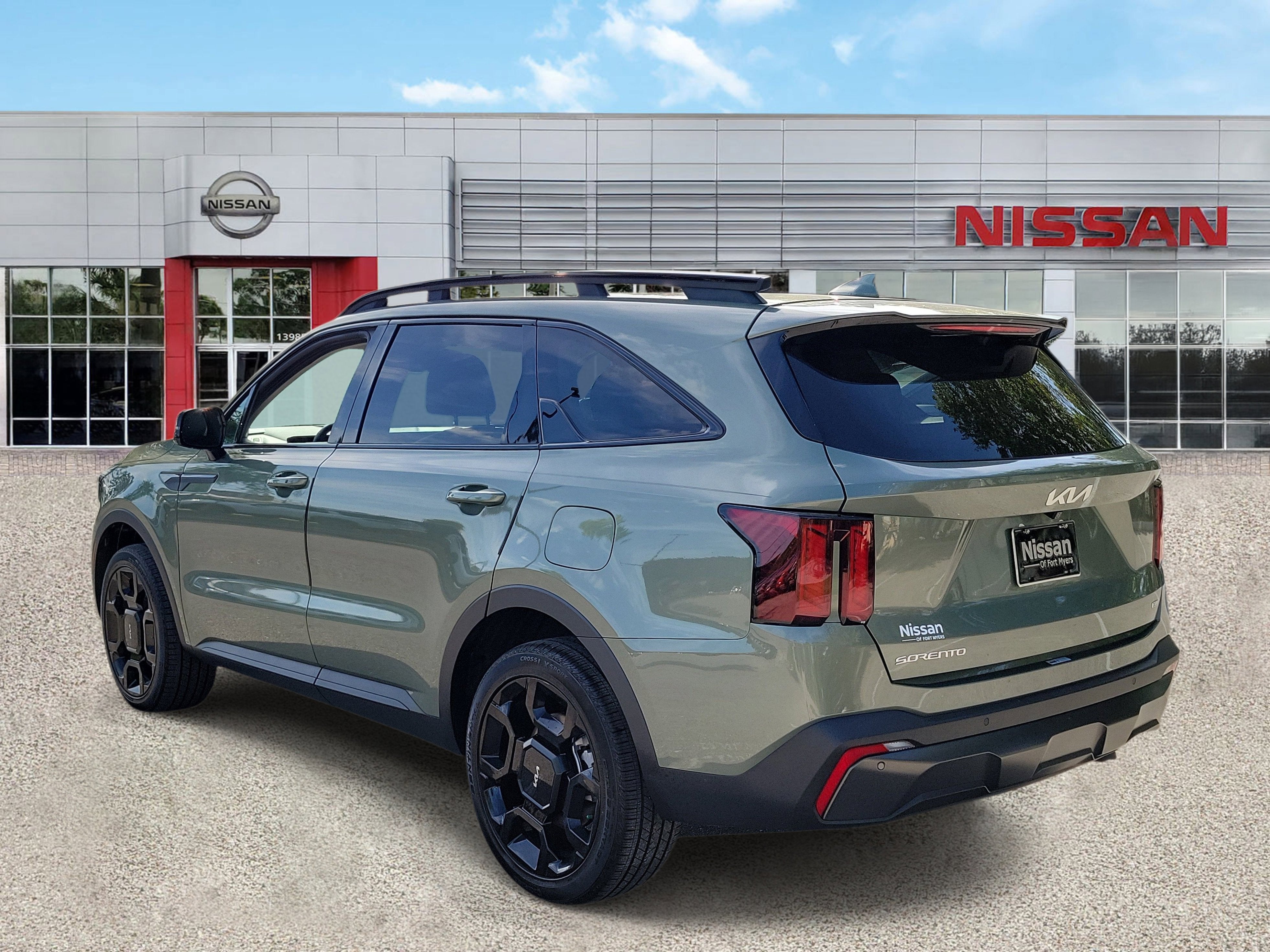 2024 Kia Sorento X-Line EX