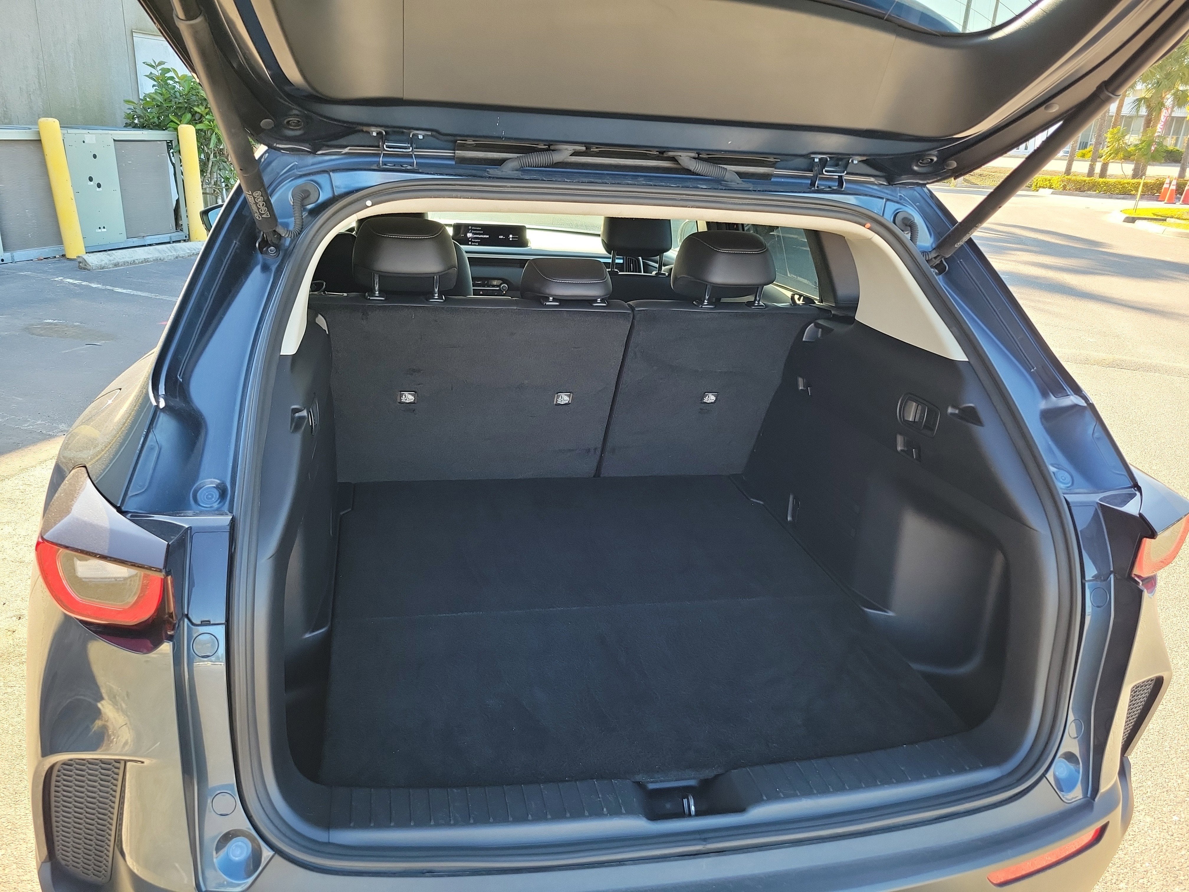 2024 Mazda Mazda CX-50 2.5 S Preferred Package