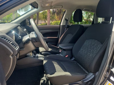2024 Mitsubishi Outlander Sport 2.0 ES