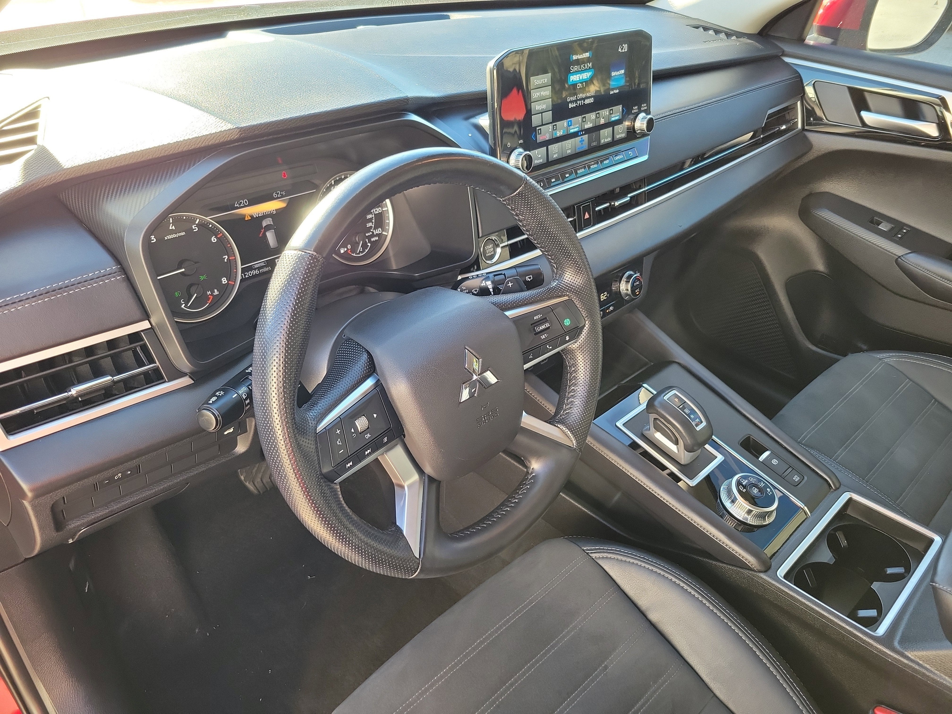 2023 Mitsubishi Outlander SE