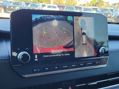 2023 Mitsubishi Outlander SE