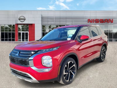 2023 Mitsubishi Outlander SE