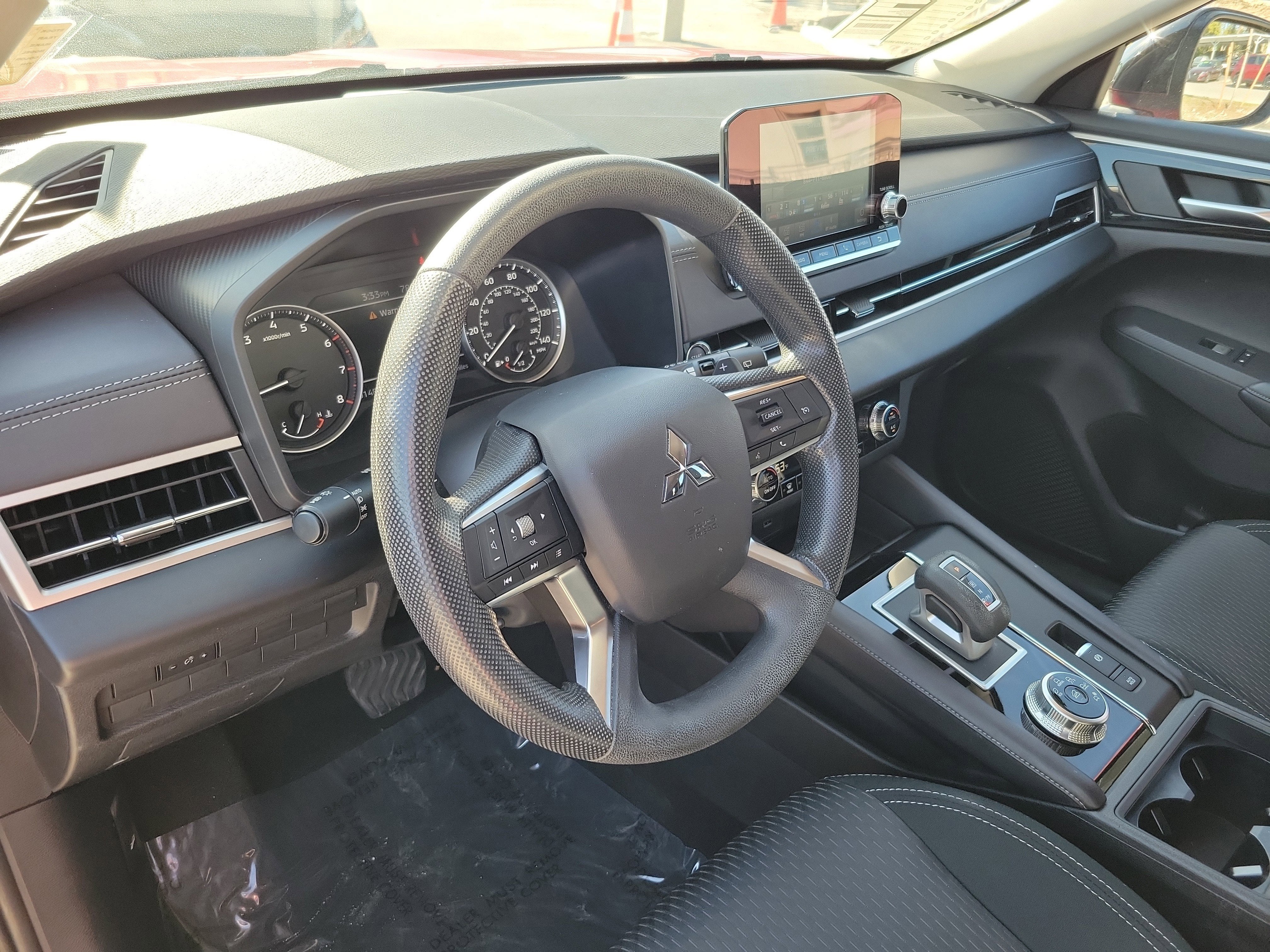 2024 Mitsubishi Outlander ES