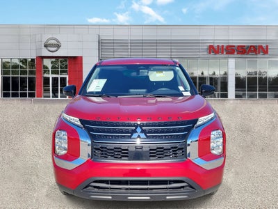2024 Mitsubishi Outlander ES
