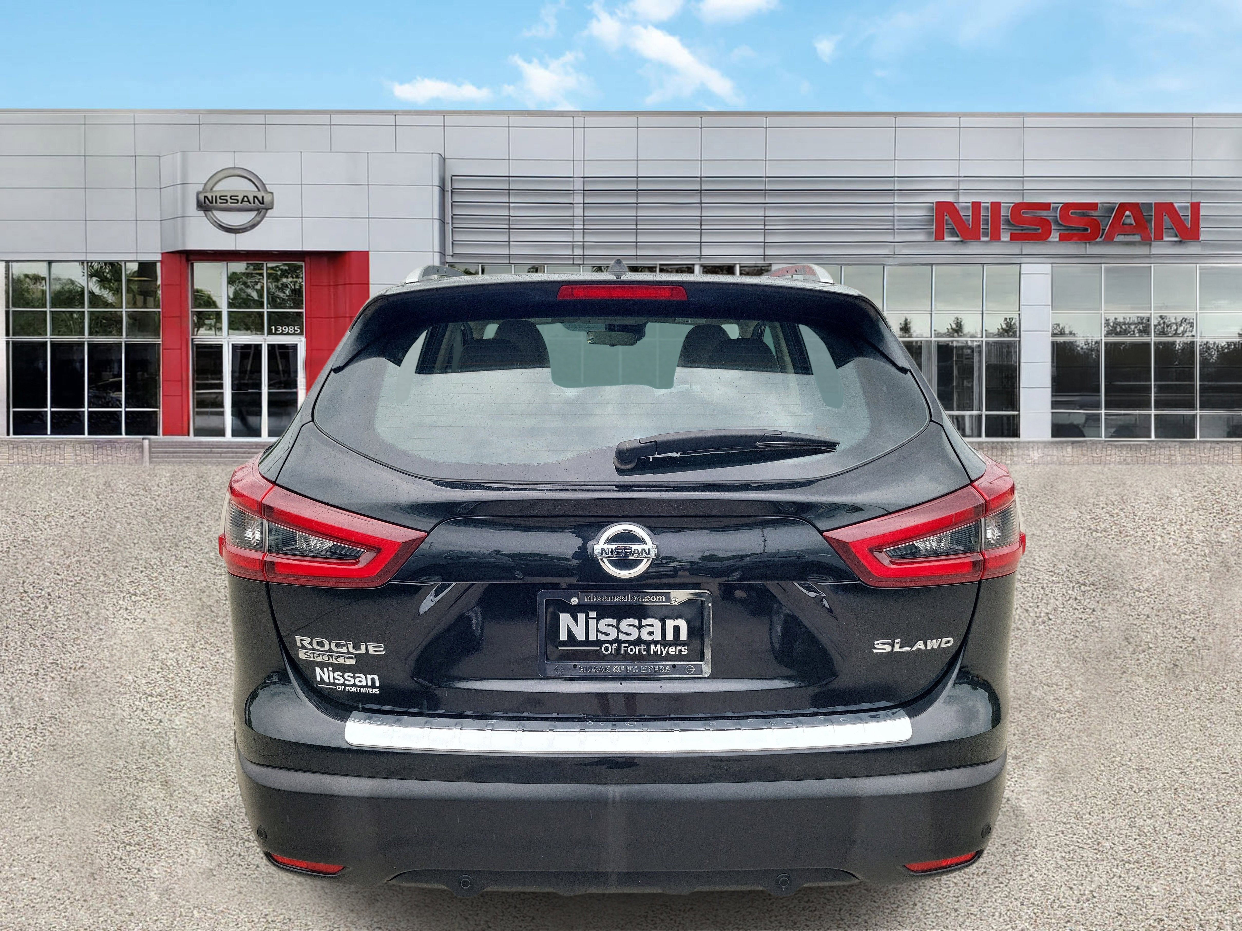 2022 Nissan Rogue Sport SL