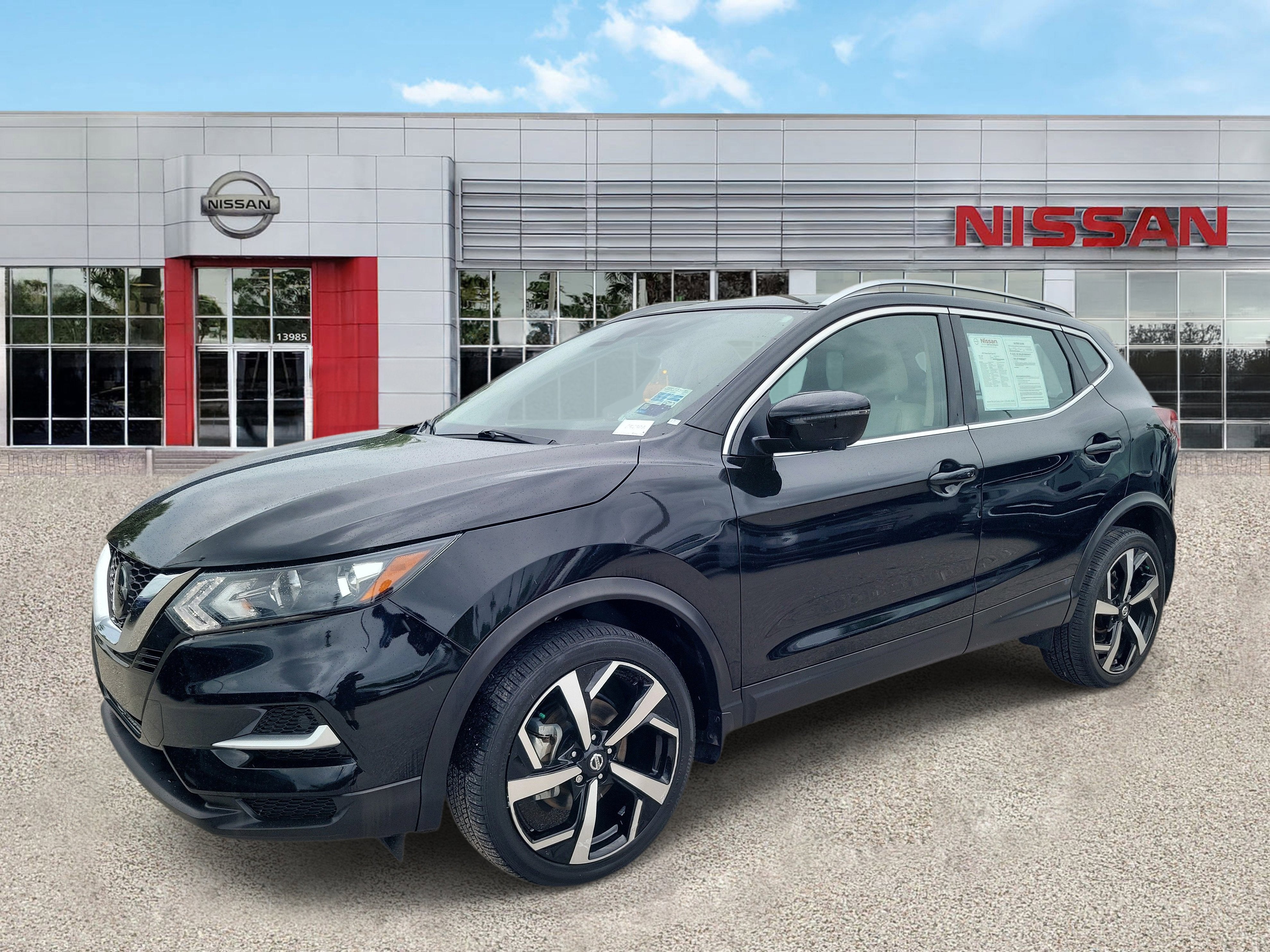 2022 Nissan Rogue Sport SL