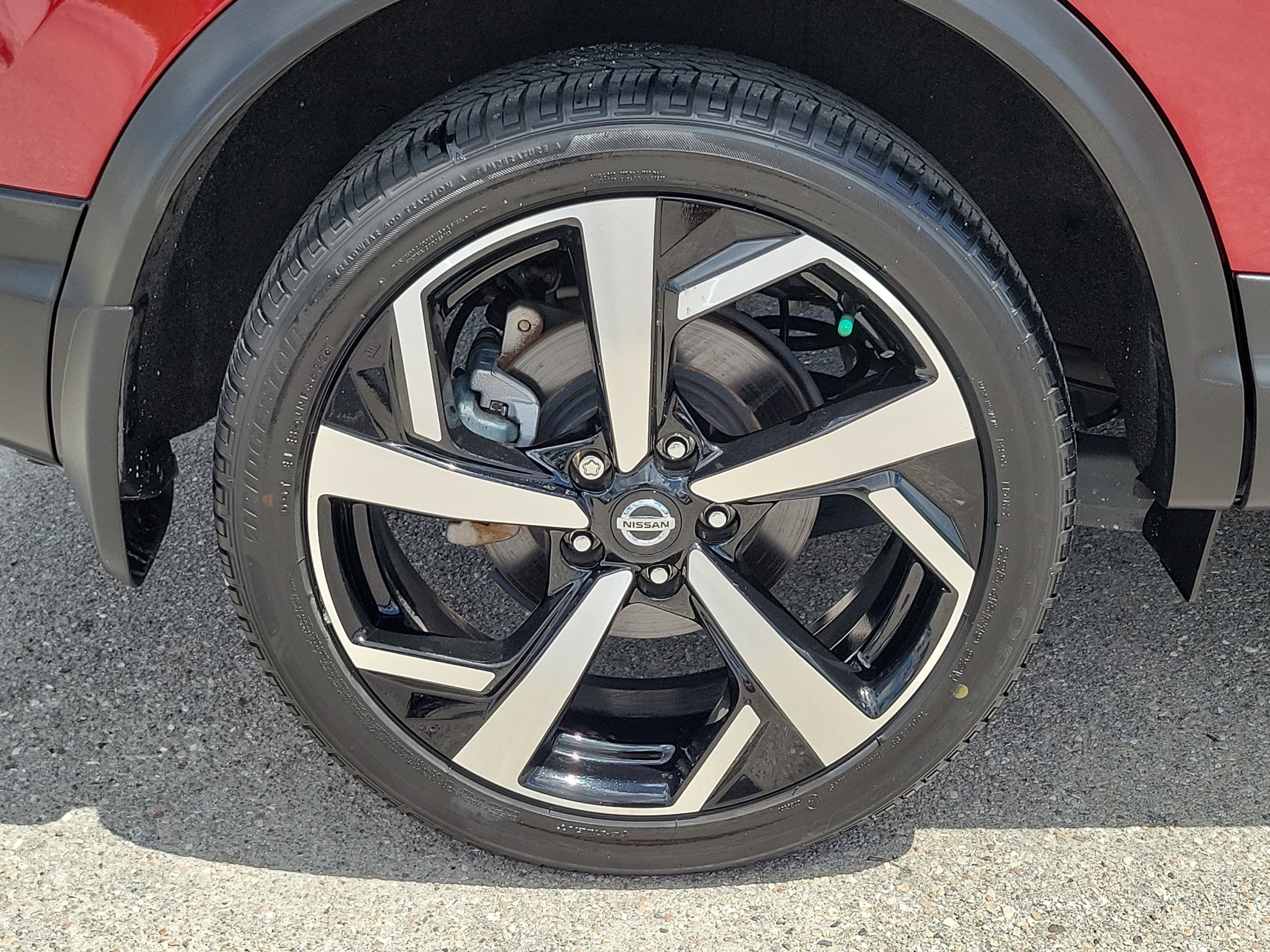 2022 Nissan Rogue Sport SL