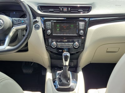 2022 Nissan Rogue Sport SL